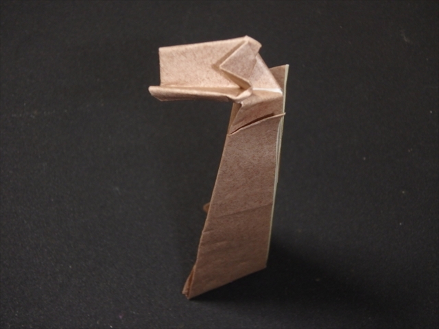折り紙の動物が立体なのに簡単 かわいいきりんの折り方