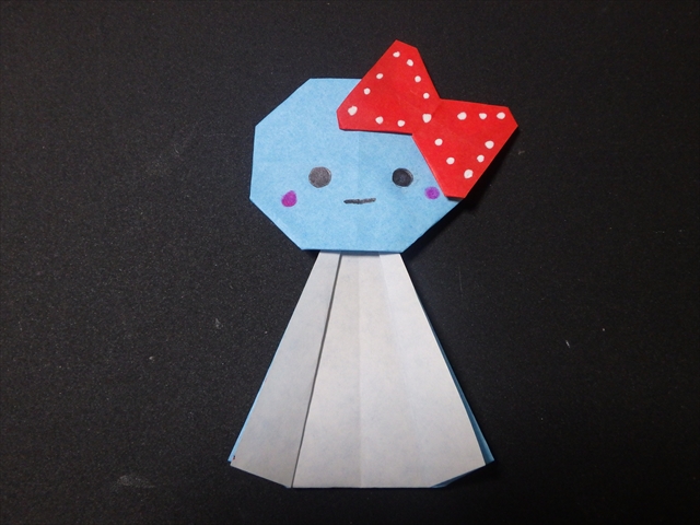 可愛いてるてる坊主を折り紙で作ろう 折り紙で簡単な作り方